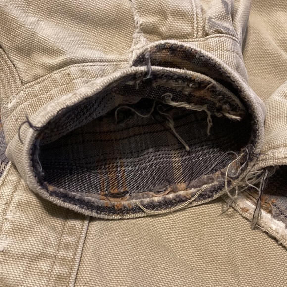 CARHARTT SHIRT | L - Picture 14 of 14